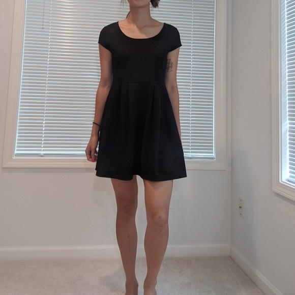 [3 for $25]  F21 Skater Dress - Picture 1 of 4